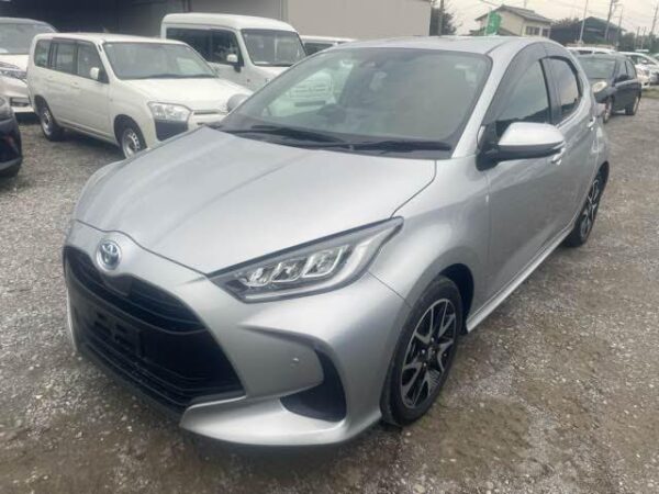 Toyota Yaris Hybrid  2023 - Image 4